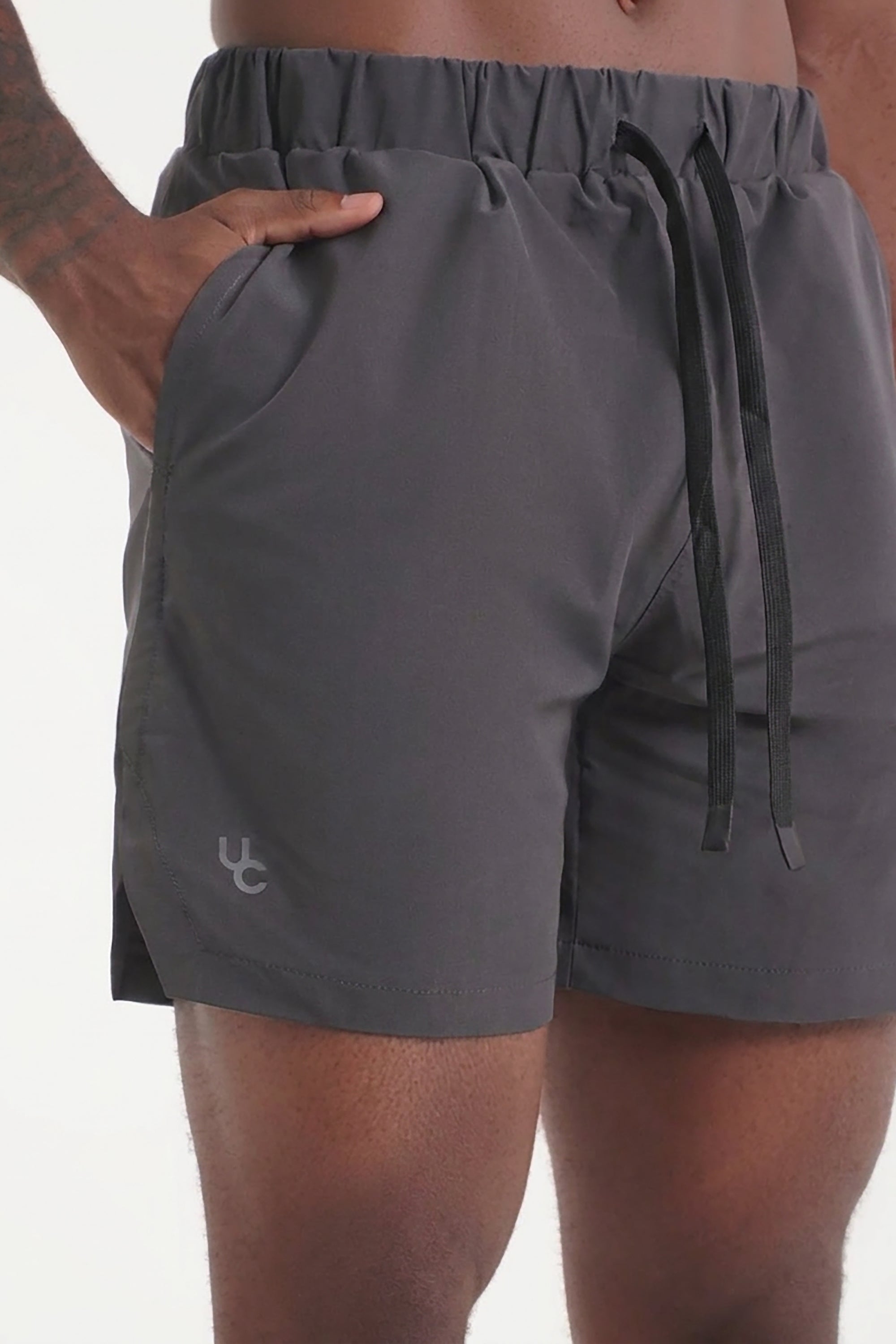 UC025 Summit Performance Shorts - Carbon Grey