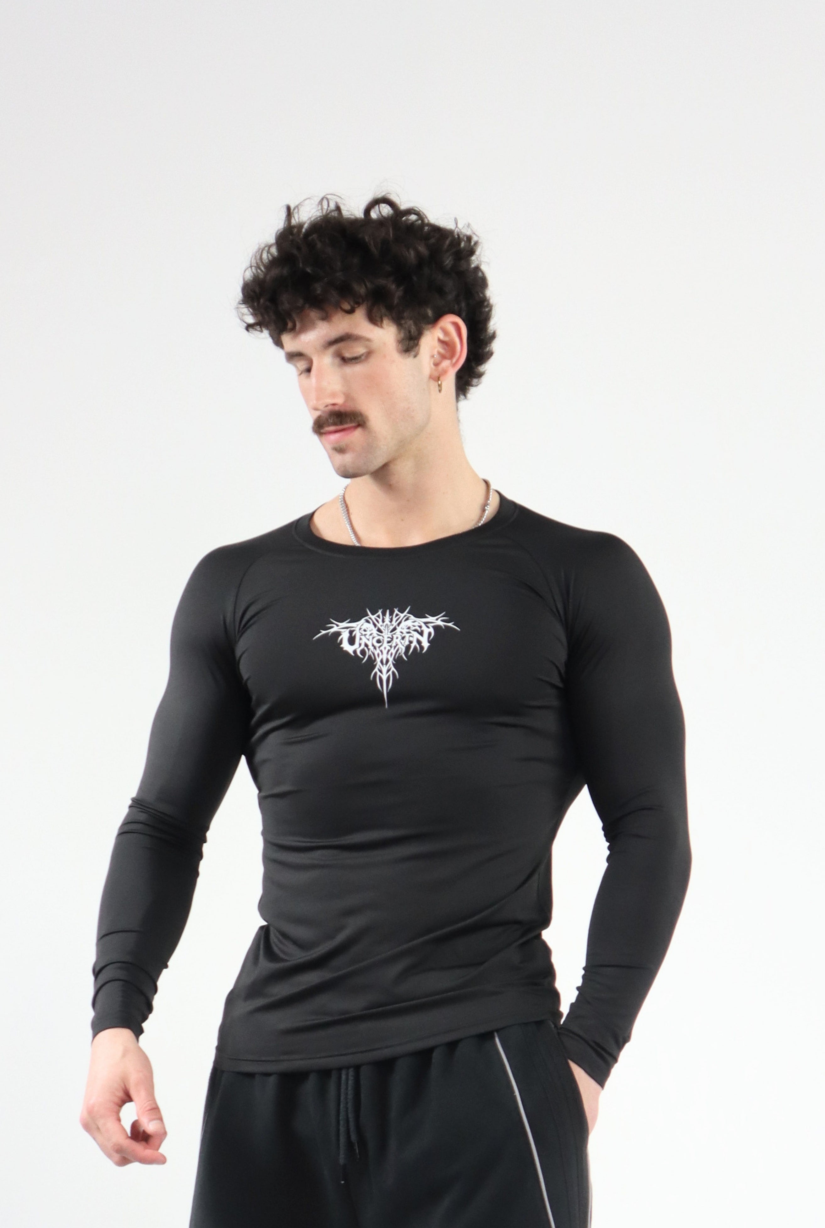 UC023 Envy Compression Longsleeve - Black