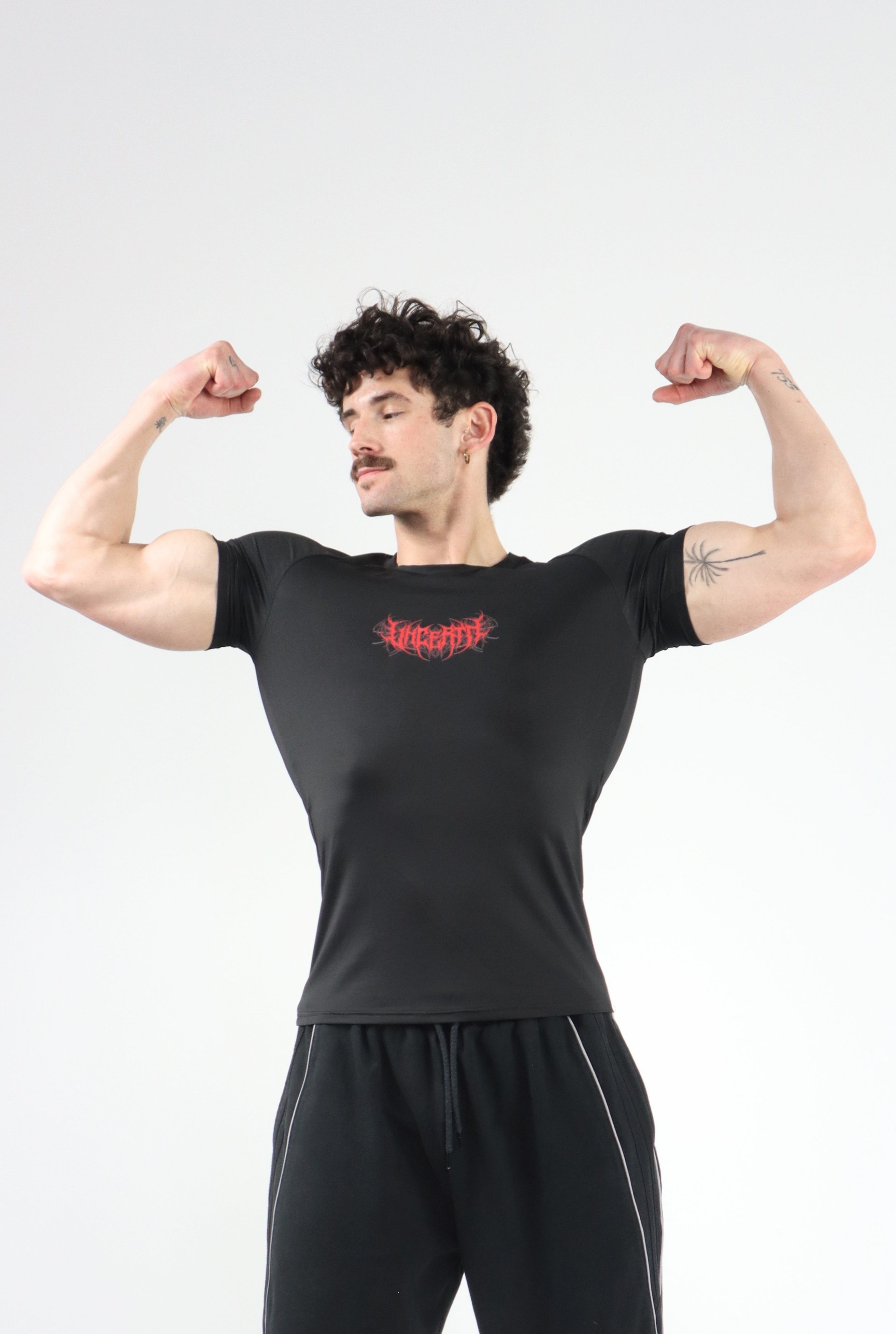 UC045 Venom Compression Tee - Black/Red