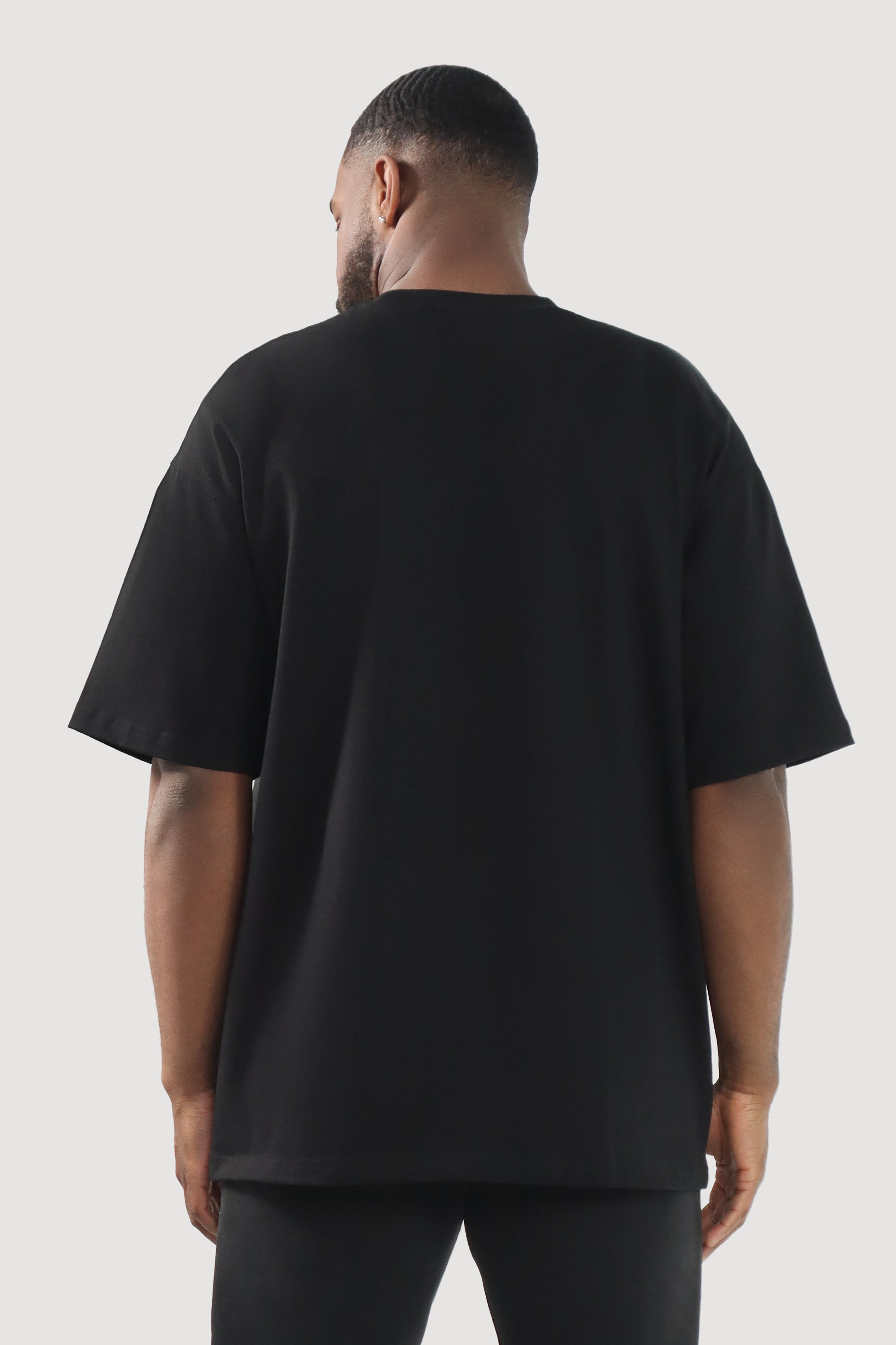 UC053 Dark Knight Oversized Tee - Black