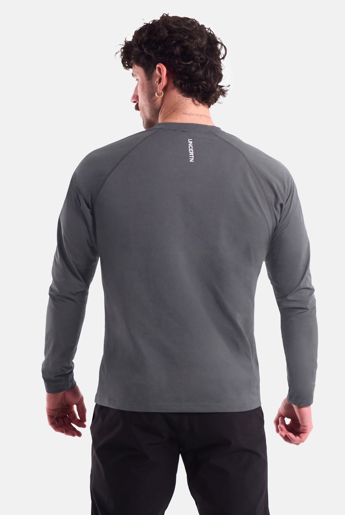 UC032 Summit Long Sleeve - Grey