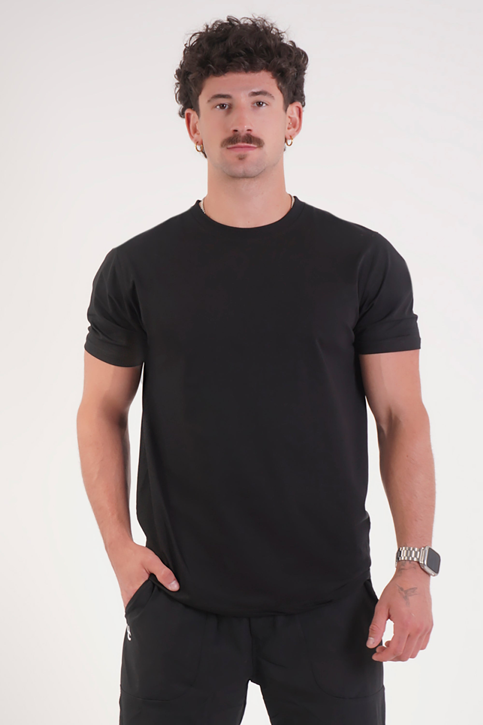 UC025 Summit Everyday Tee - Black