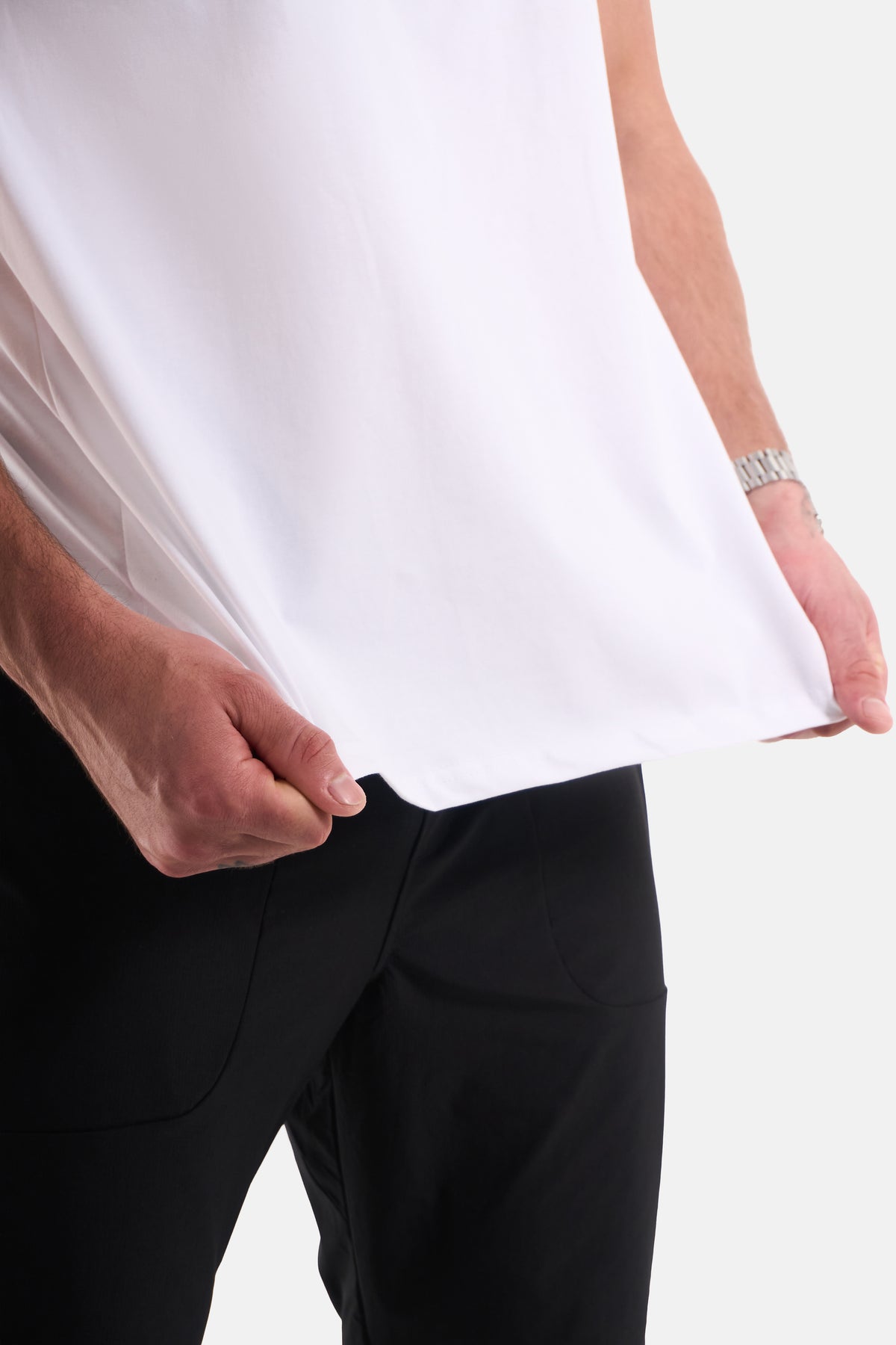UC025 Summit Everyday Tee - White