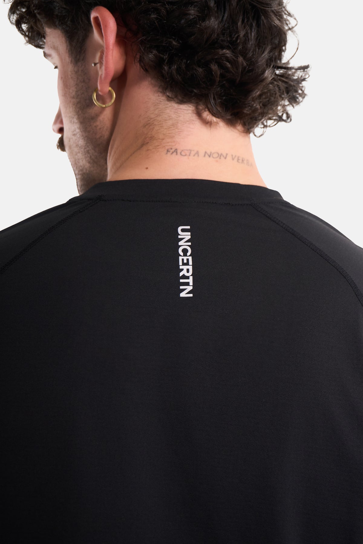 UC032 Summit Long Sleeve - Black
